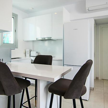 Phaedrus Living - Seaside Executive Flat Harbour 204 Apartment Paphos Exterior foto