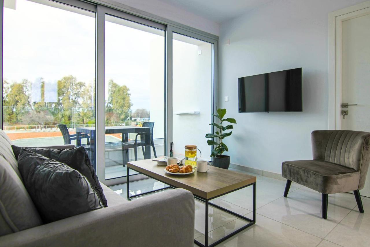 Phaedrus Living - Seaside Executive Flat Harbour 204 Apartment Paphos Exterior foto